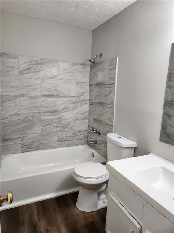 Building Photo - 169 Governors Dr