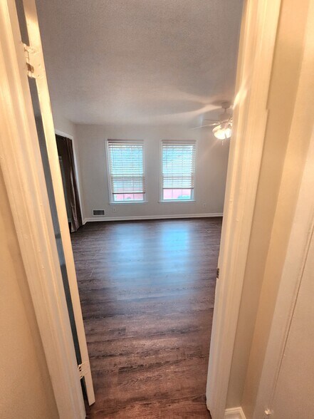 Building Photo - 780 Glynn Oaks Dr