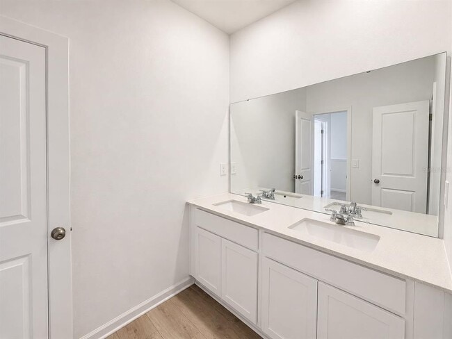 Building Photo - 5115 Loyalty Dr
