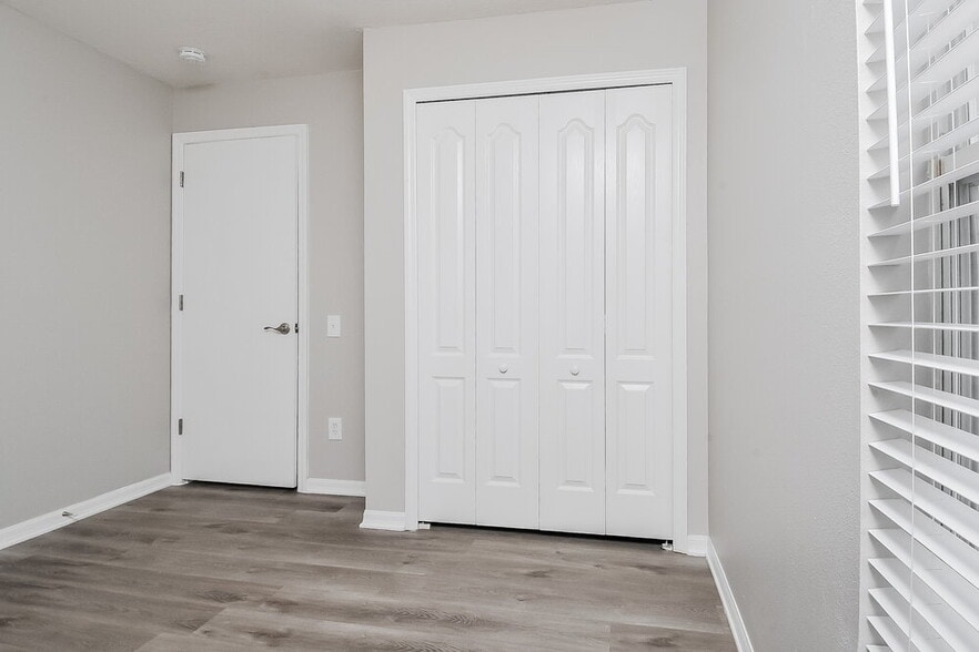 Building Photo - 12219 Dawn Vista Dr