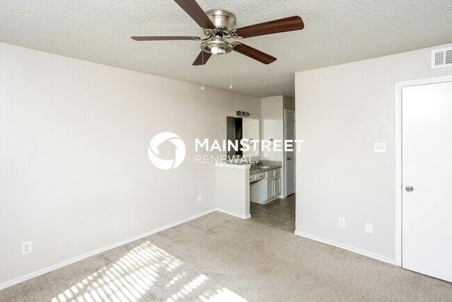Building Photo - 4 Bedroom Pet-Friendly Home in Arlington, ...