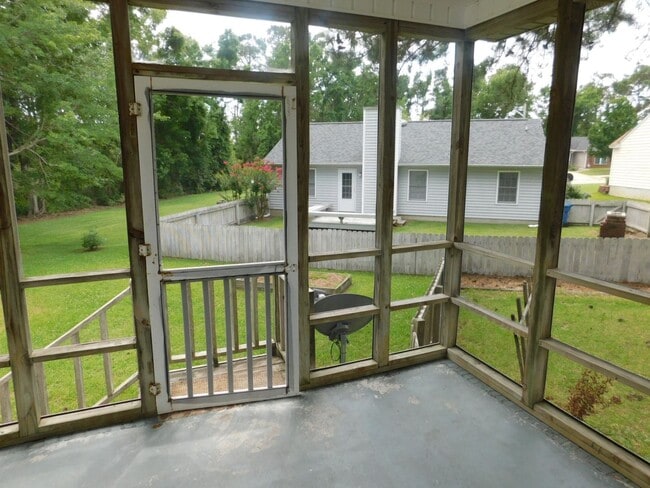 Building Photo - 2905 Mandy Ln