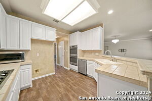 Building Photo - 1610 Adobe Square Dr