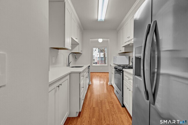 Building Photo - 57 Lawson Ln