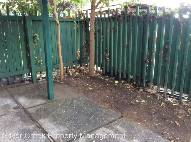 Building Photo - 4211 Central Ave