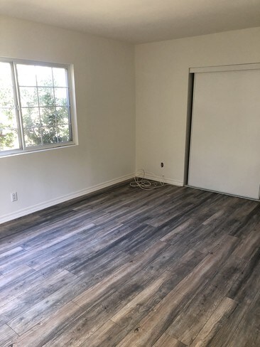 Building Photo - 3388 Coy Dr