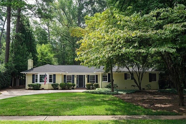 Building Photo - 3179 E Wood Valley Rd NW