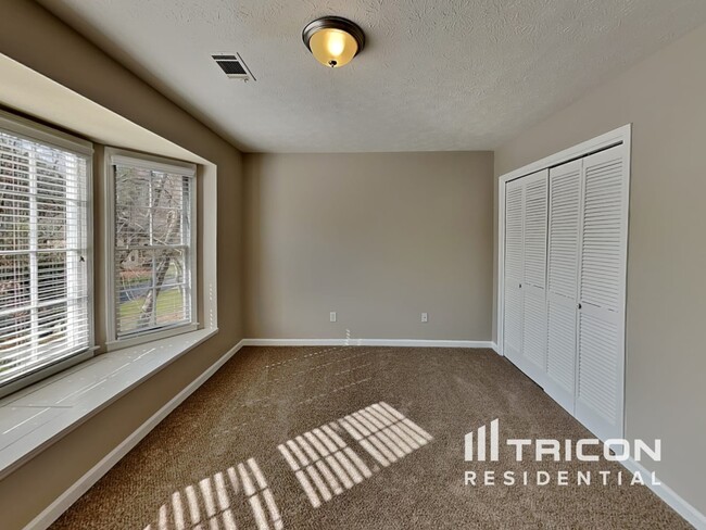Building Photo - 2014 Greyfield Dr NW