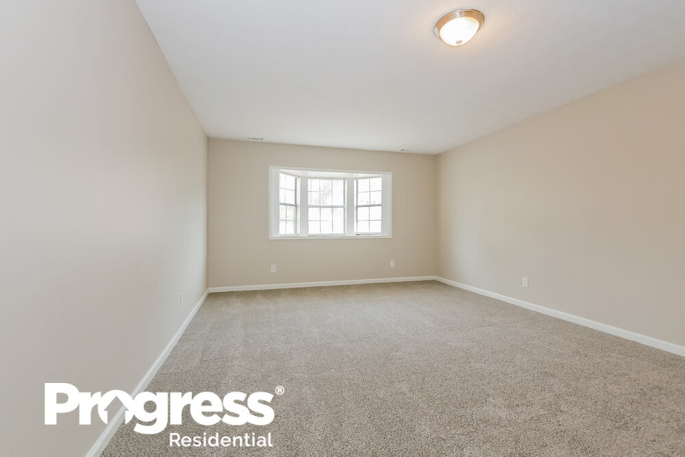 Building Photo - 5293 Brentwood Rd