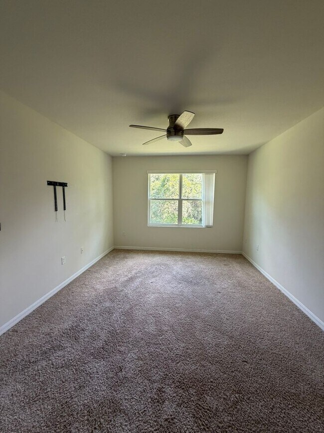 Building Photo - 801 Baylor Dr