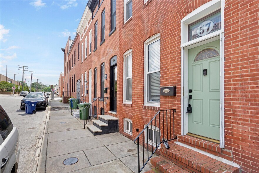 Building Photo - 57 E Heath St