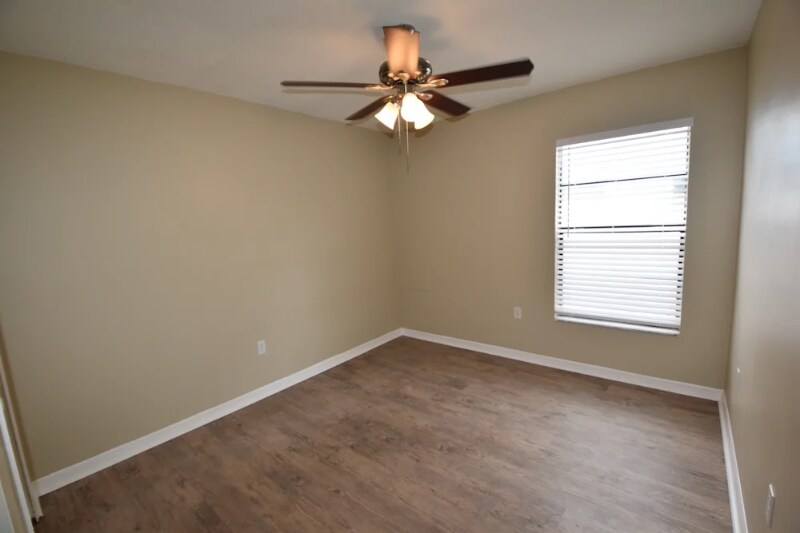 Building Photo - 1409 Andy Dr
