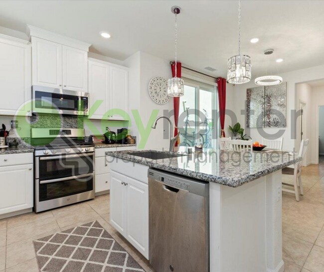 Building Photo - 1057 Provence Village Dr