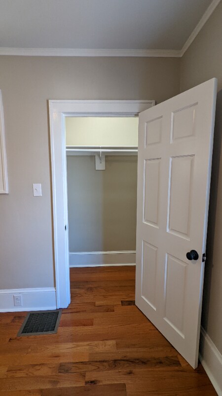 Building Photo - 25 Starnes Ave