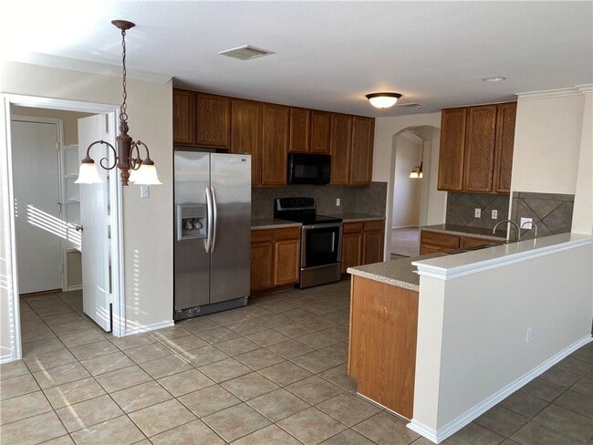Building Photo - 804 Sherry Dr