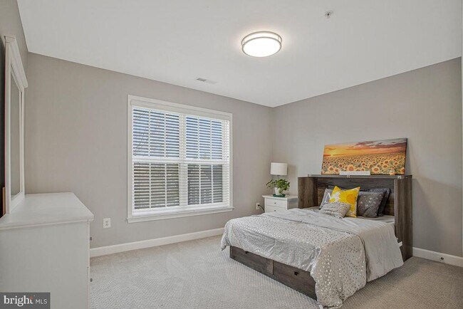 Building Photo - 12902 Crickmore Trace