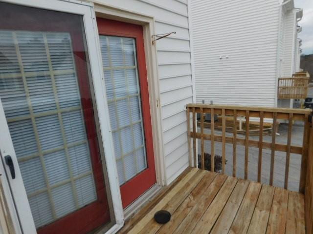 Building Photo - 214 High Creek Dr