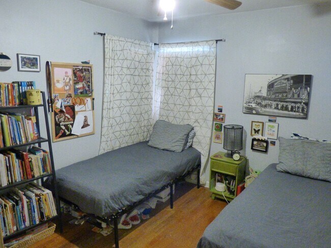 Building Photo - $0 DEPOSIT OPTION! Beautifully Upgraded 3-...