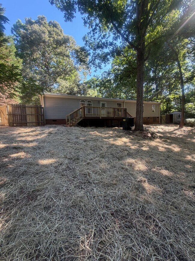Building Photo - 3 Bedroom, 2.5 Bath Brand New Home for Rent (PARKWOOD AREA OF MONROE)
