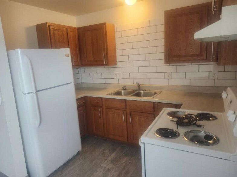 Building Photo - 5830 N 87th St