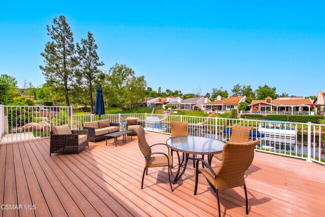 Building Photo - 2379 Leeward Cir