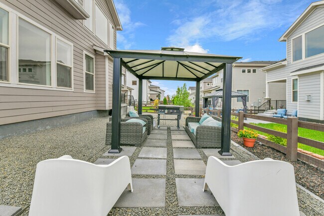 Building Photo - 6302 E 142nd Pl