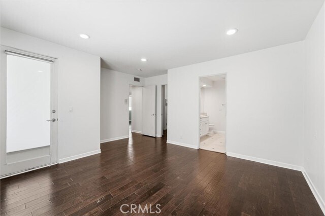 Building Photo - 935 1st St