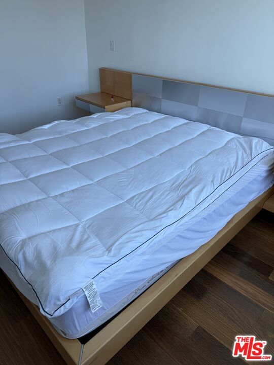 Building Photo - 3785 Wilshire Blvd