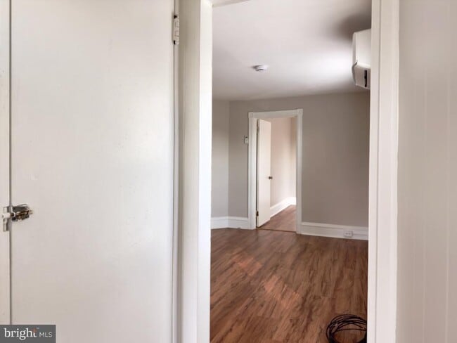 Building Photo - 14 3rd