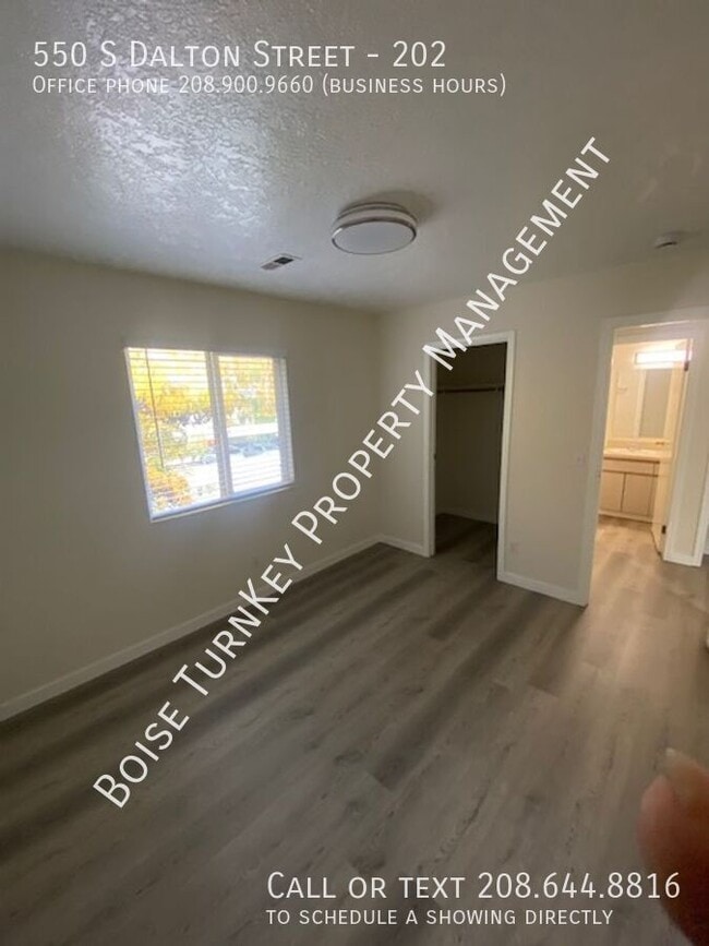 Building Photo - 550 S Dalton Ln