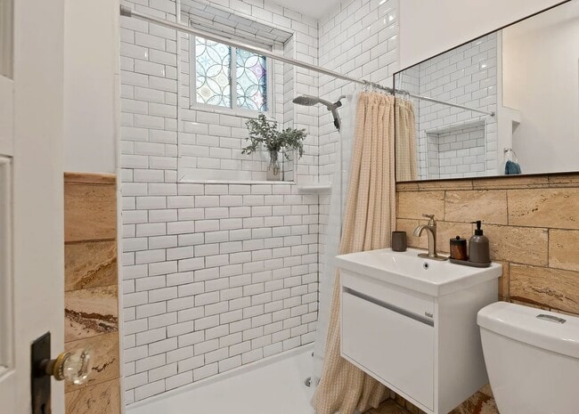 Building Photo - 139 Prospect St