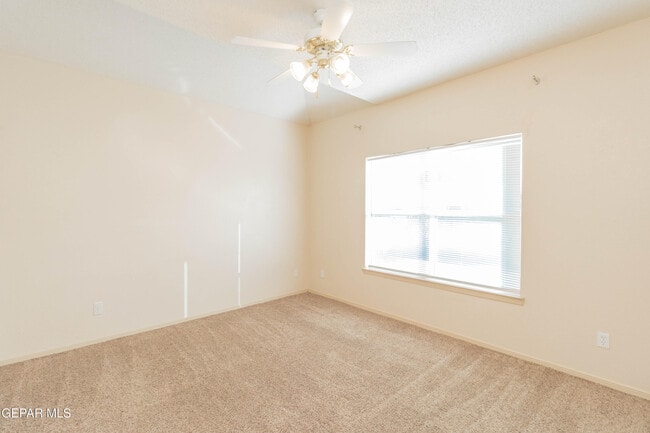 Building Photo - 3712 Prairie Rose St