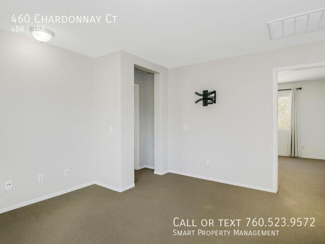 Building Photo - 460 Chardonnay Ct