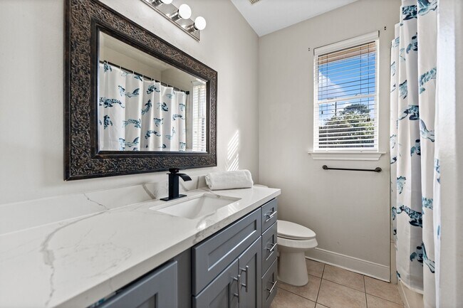 Building Photo - 12218 Owens Falls Dr