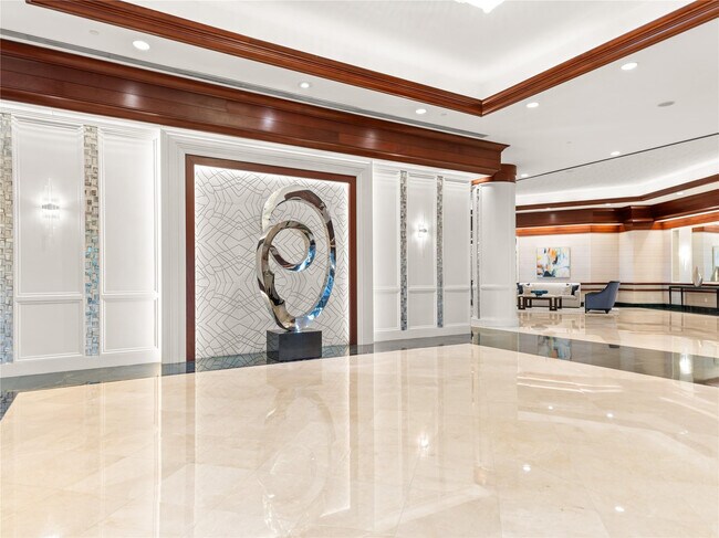 Building Photo - 3200 N Ocean Blvd