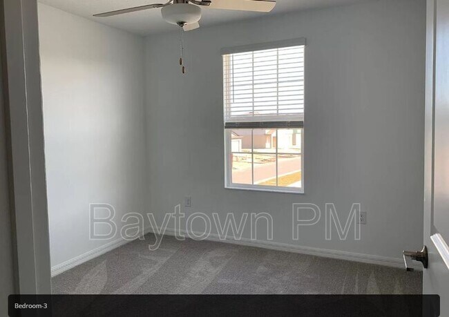 Building Photo - 2583 Leonia Ln
