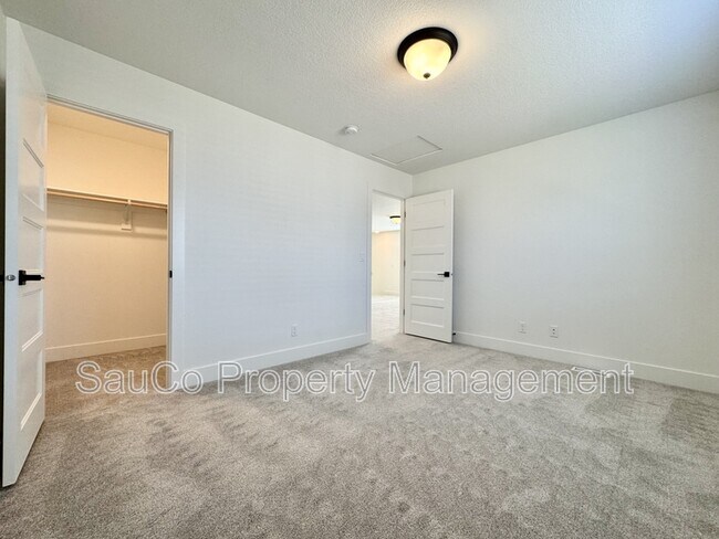 Building Photo - 1603 37th Ave