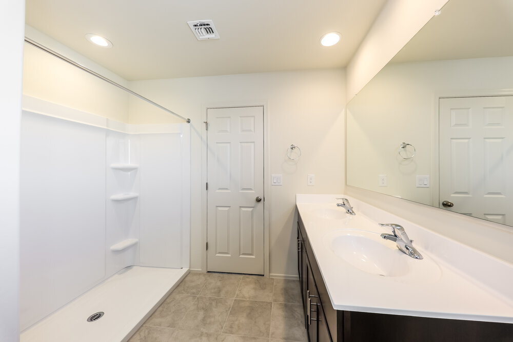 Building Photo - 2528 S 244th Dr