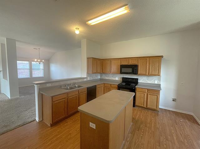 Building Photo - 1616 Logan Dr
