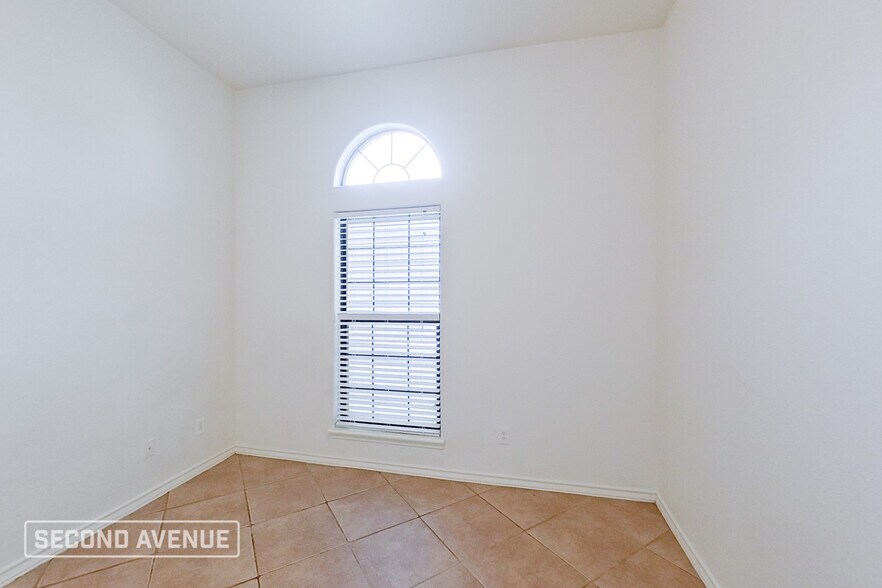 Building Photo - 6821 Windfilled Cir