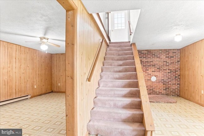 Building Photo - 102 Linwood Ct