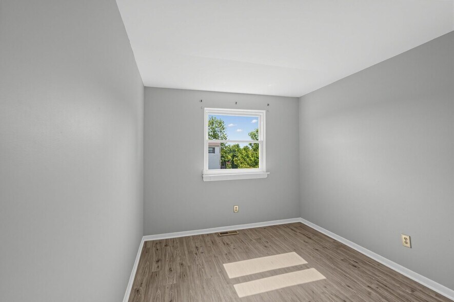Building Photo - 804 Keely Pl