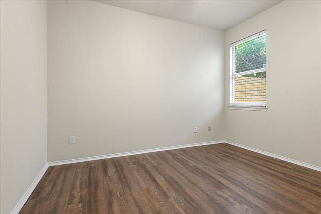 Building Photo - 9612 Anns Way