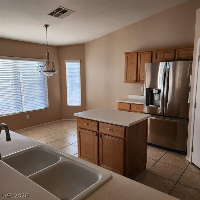 Building Photo - 8657 Majestic Vision Way