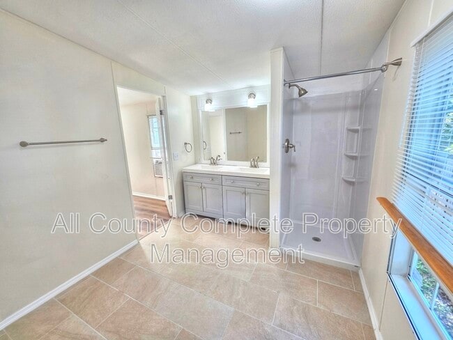 Building Photo - 7603 Plumwood Dr