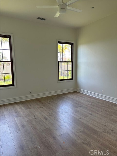 Building Photo - 25351 Mustang Dr