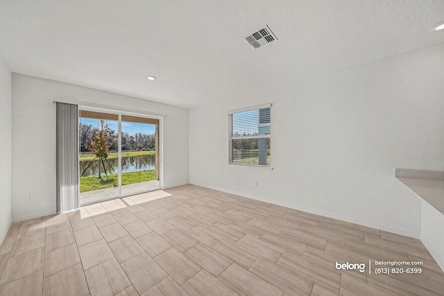 Building Photo - 18228 Pleasantview Blvd