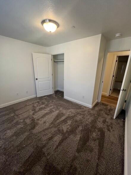 Building Photo - 235 N 1200 W