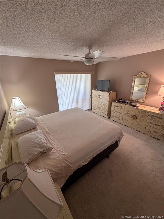 Building Photo - 300 SW South River Dr