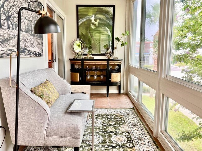 Building Photo - 151 N Orlando Ave